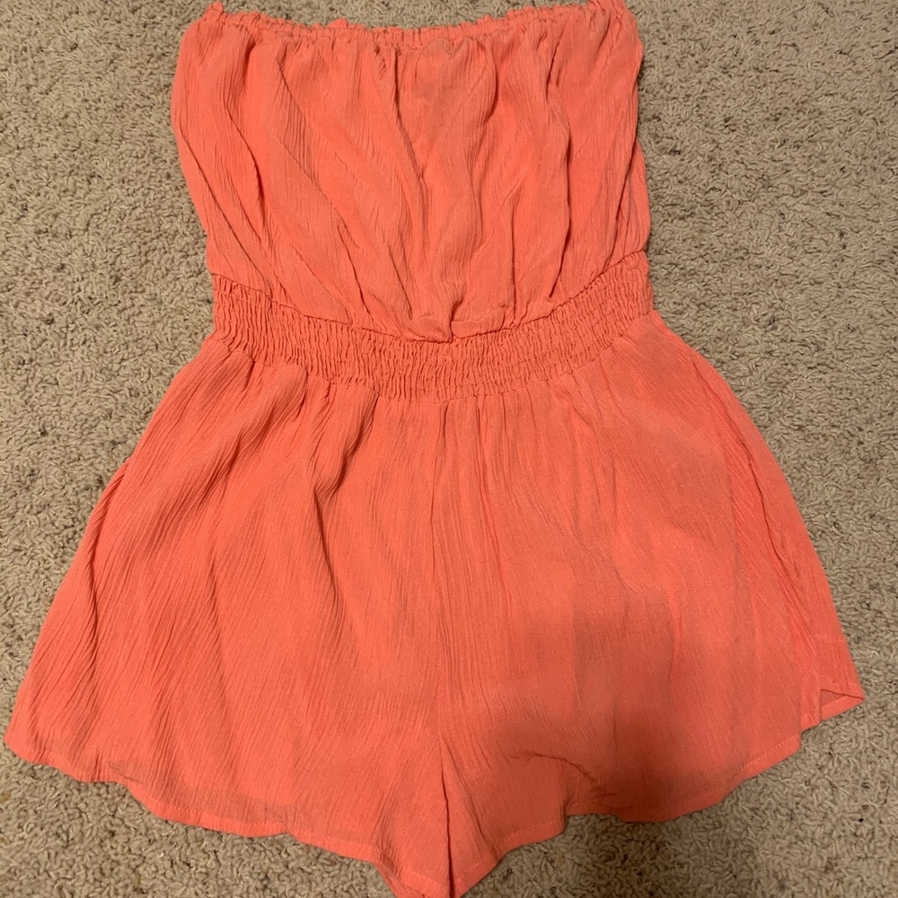 Forever 21 strapless romper